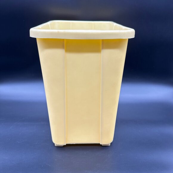 Vintage Trashcan Yellow Plastic Waste Basket Gold Butterfly 1970s Retro Decor - Picture 5 of 13